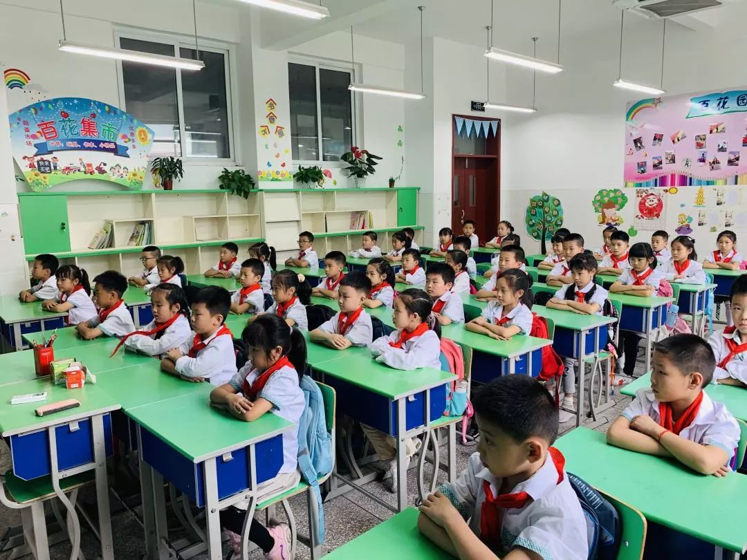 西南较大附属小学，孕育未来之希望摇篮