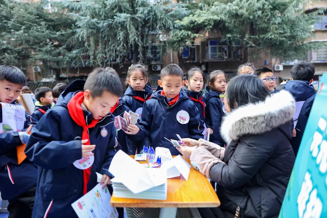 成都华阳附属小学，培育未来的摇篮之地