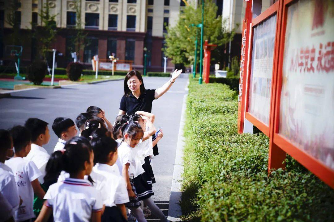 包师院附属小学，育人为本，卓越传承