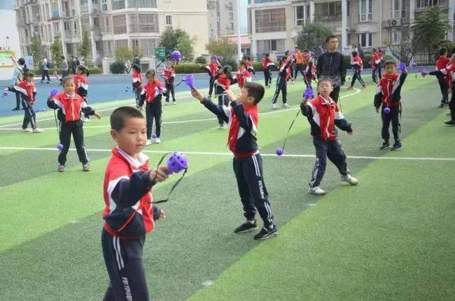 小学生通过体育活动锻炼意志力培养之道