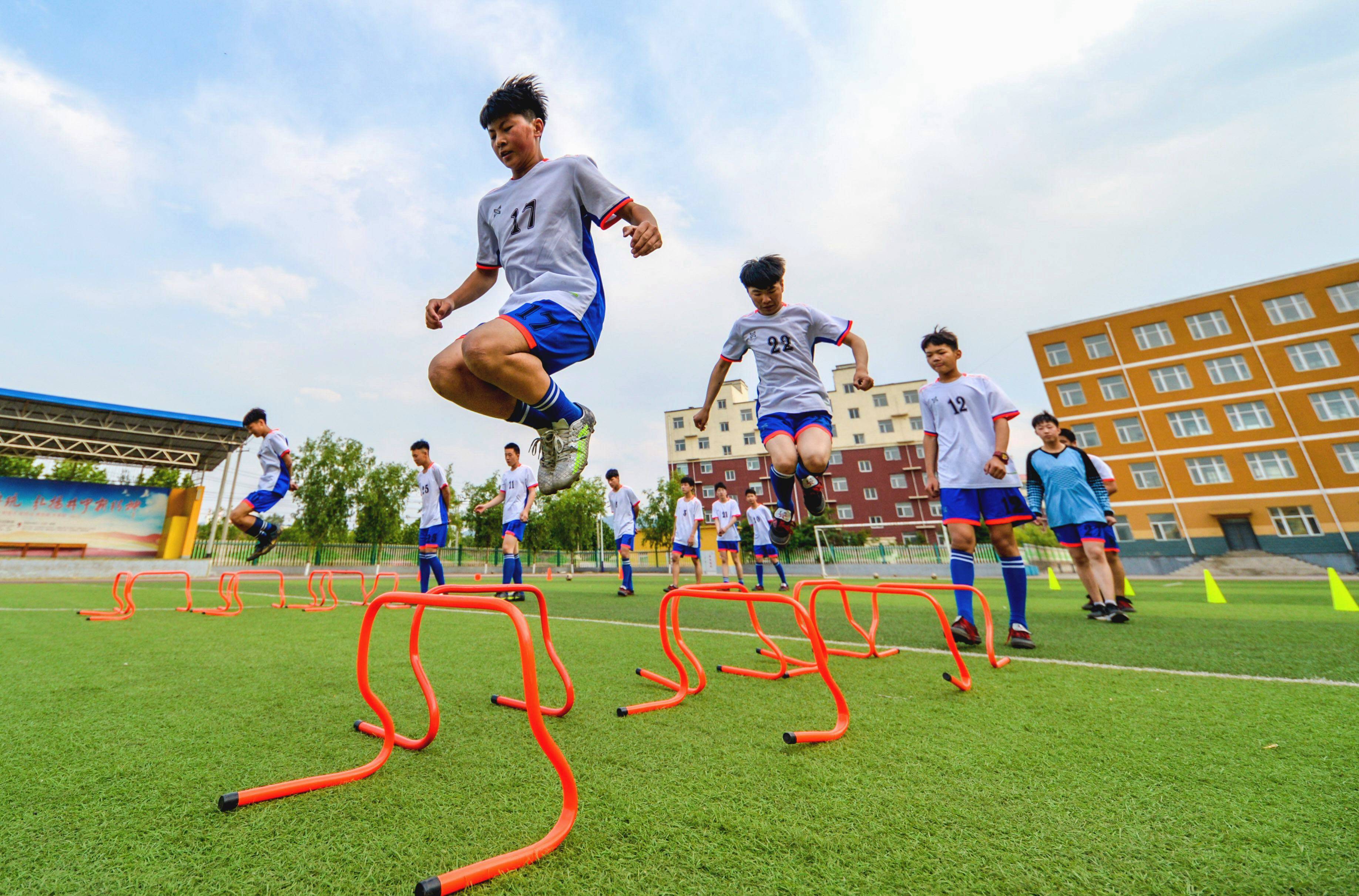 体育课程融入课堂教学，学生体验丰富化策略