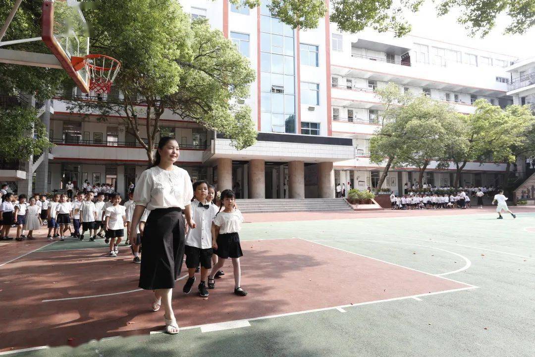 长师附属小学，培育未来的摇篮之地