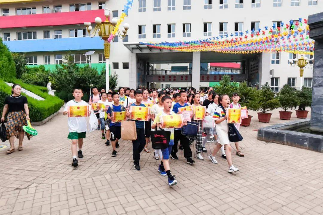 枣园小学蜕变记，迈向附属小学新篇章的历程