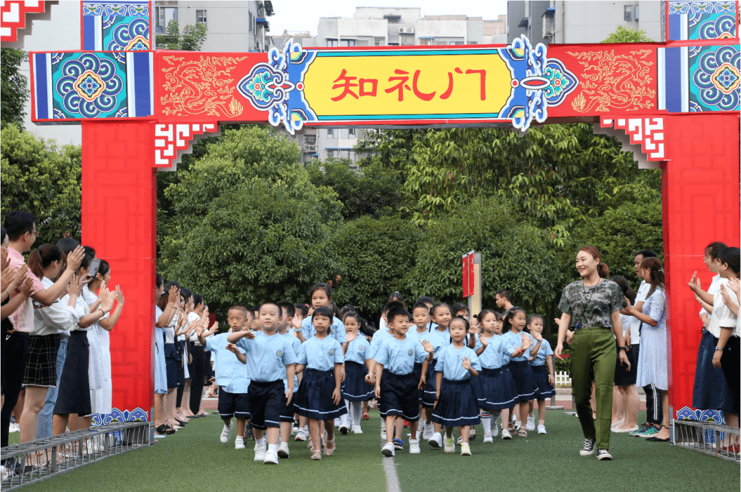 山大外语附属小学，语言之花的成长沃土