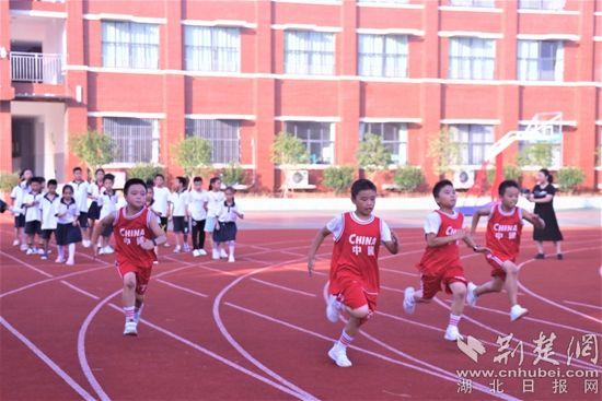 武高附属小学，培育未来的摇篮之地