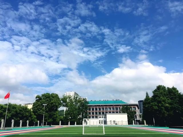 武汉北大附属小学，培育未来之星的摇篮