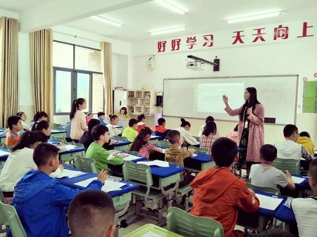 恩施学院附属小学，培育未来之星的摇篮