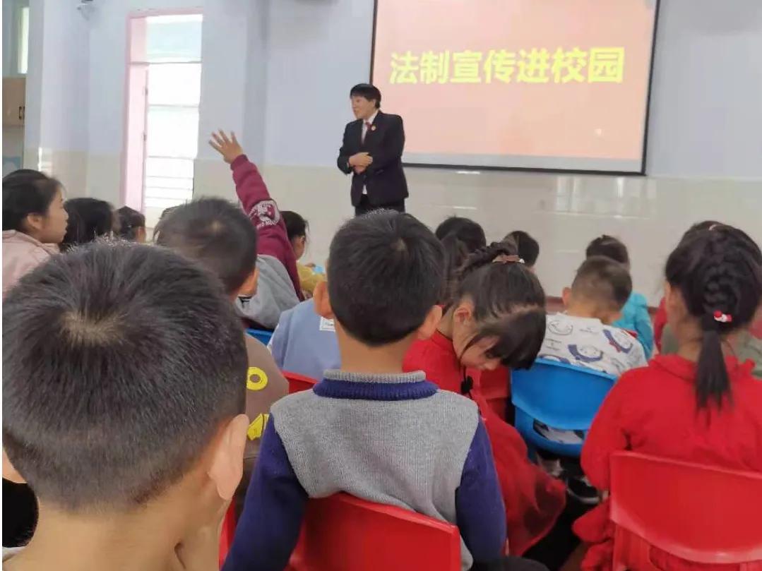 附属小学校规，塑造未来领袖的基石之路