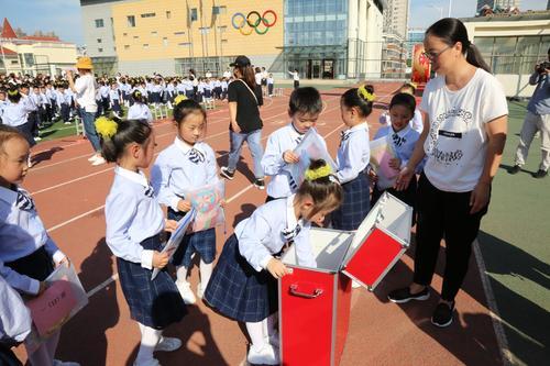 上海徐汇师大附属小学，培育未来之星的摇篮