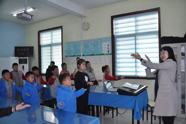 杜芳济宁附属小学，育人为本，质量铸就校魂