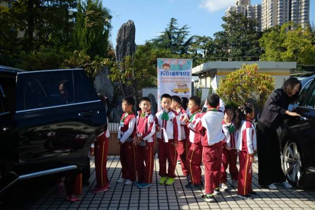 附属小学车祸事件，悲剧之后的反思与前行之路