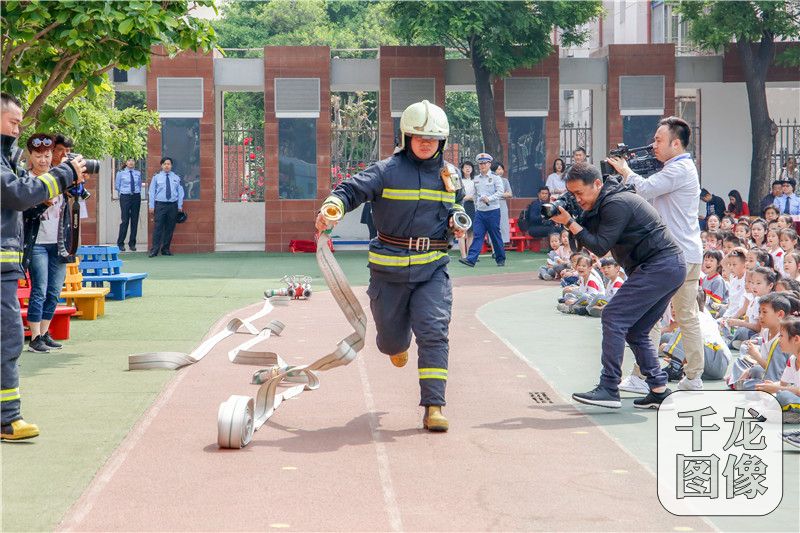 京东附属小学，培育未来之星的教育瑰宝