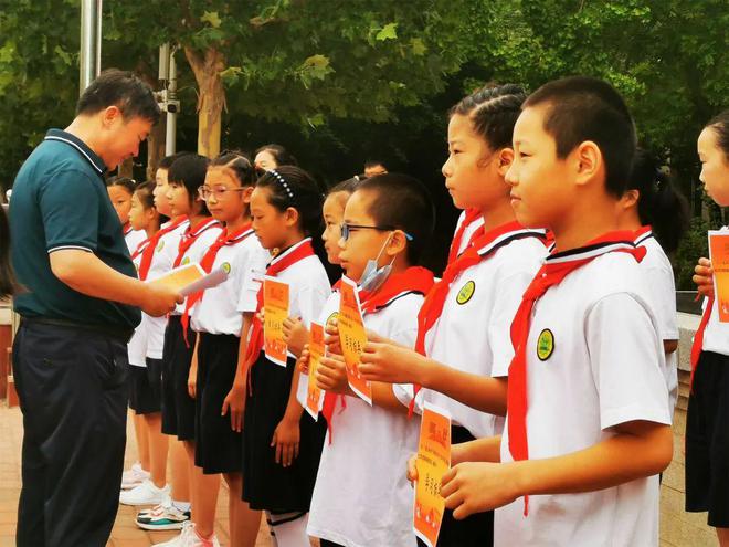 神华附属小学，培育未来人才的摇篮