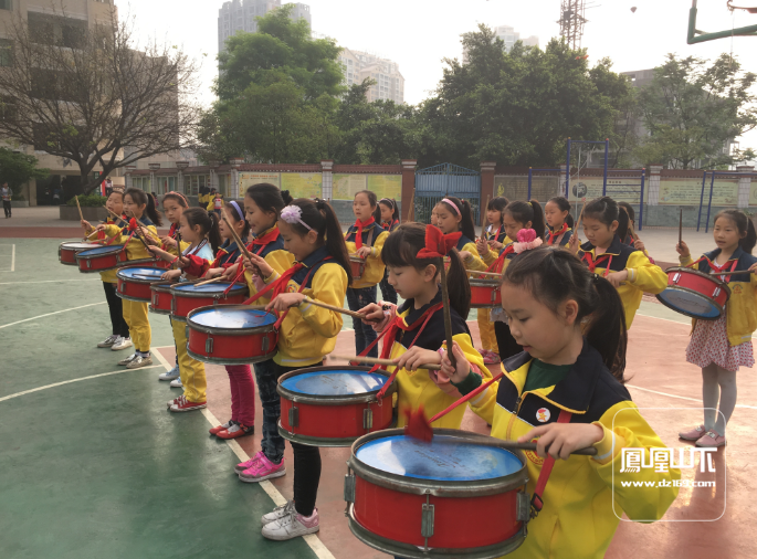 附属小学鼓号的魅力及其意义