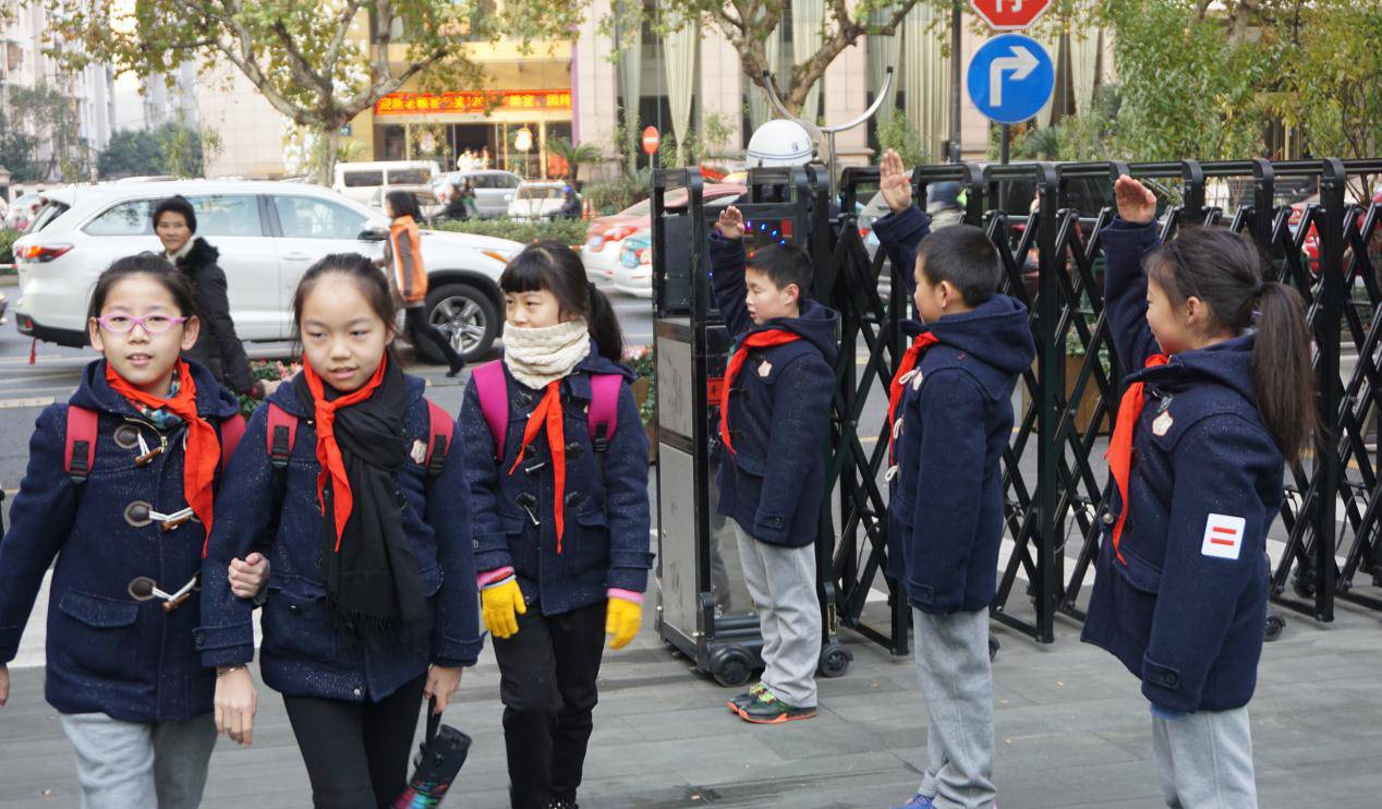 宽街小学附属小学，排队文化的独特风采