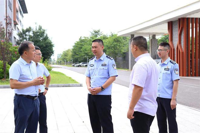 崇左师大附属小学，孕育未来的摇篮教育圣地