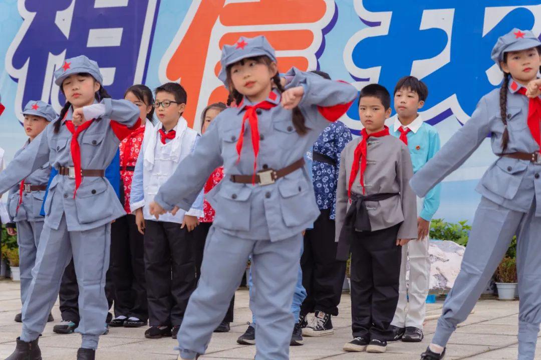 成都实验外国语学校附属小学，语言与文化摇篮，孕育未来之星